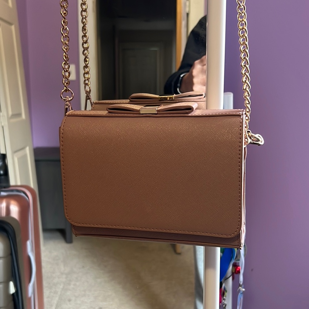 Cross body bag